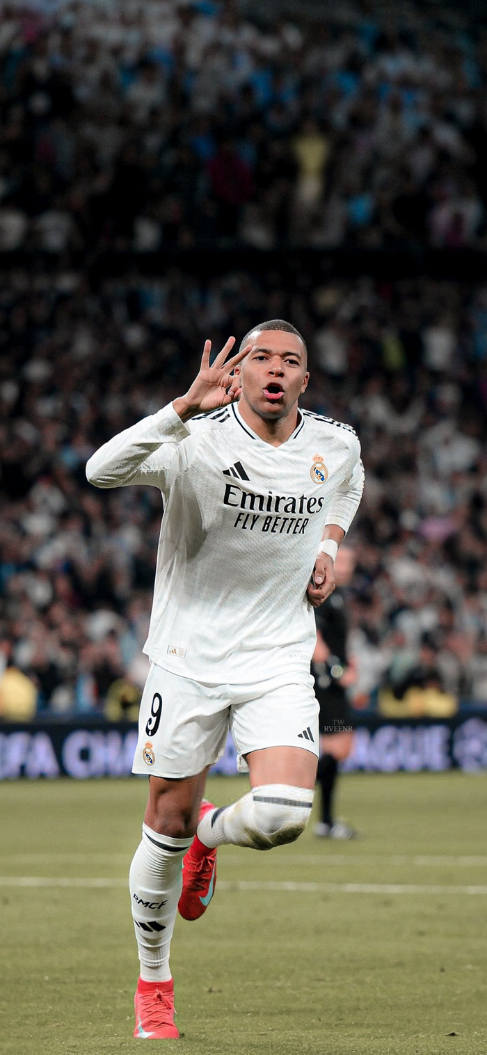 法兰克福主帅：输球确实难受，但比结果更重要的是重建信心