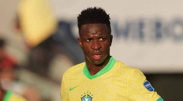 四川男篮球员段睿骐术后康复良好，或转会广东宏远，引发欠薪争议。