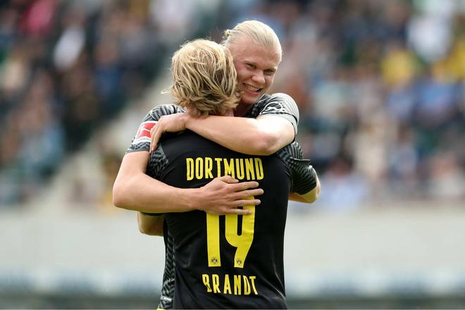 【超变九职业】无限转职，散人爽服！800%爆率，满地光柱爽翻天（【超变九职】无限转职随你玩，散人乐园！800%爆率，满屏光柱爽到飞）