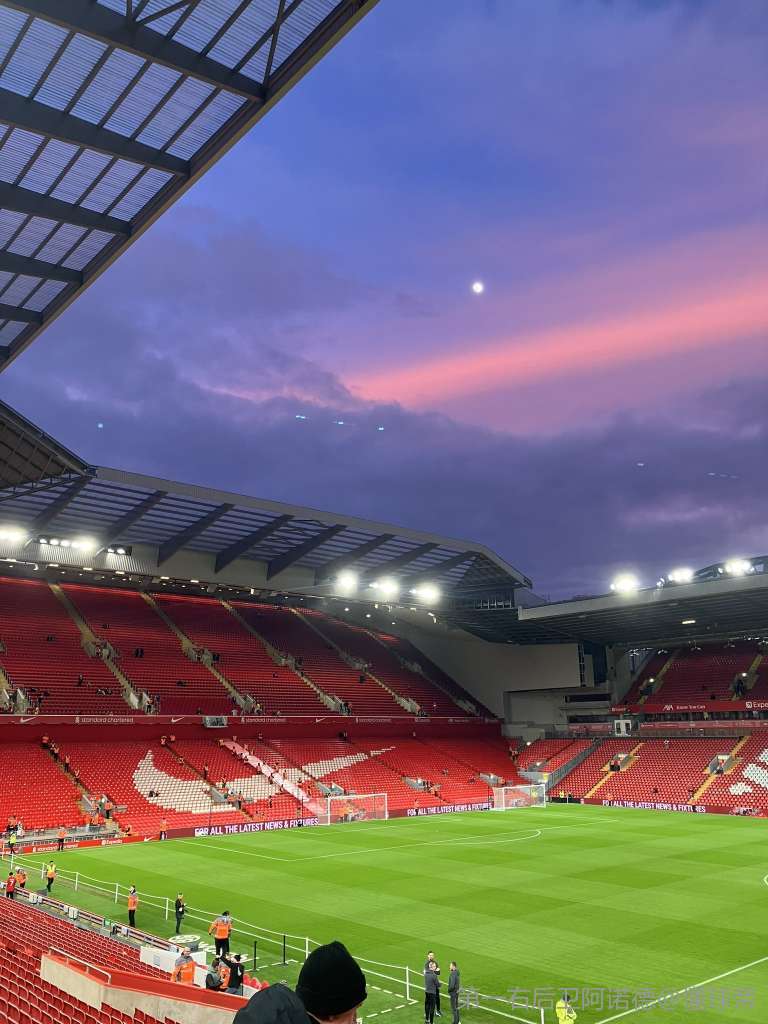 场均1.37分，执教至少10场欧冠的意大利教练中孔蒂成绩倒数第5（孔蒂欧冠场均1.37分，在执教10场以上的意大利教练中排名倒数第五）